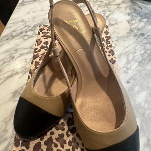 French Sole NY Baton Slingback Heel, Camel/Black, Size 6.5